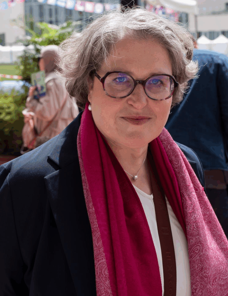 Isabelle DAHAN